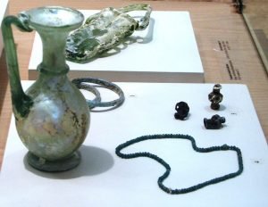 roman glass 1