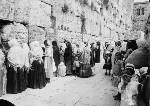 kotel writing american colony